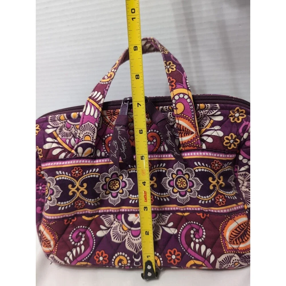 VERA BRADLEY Purple Paisley lined Floral Cosmetics Bag Lunch Bag and ID holder